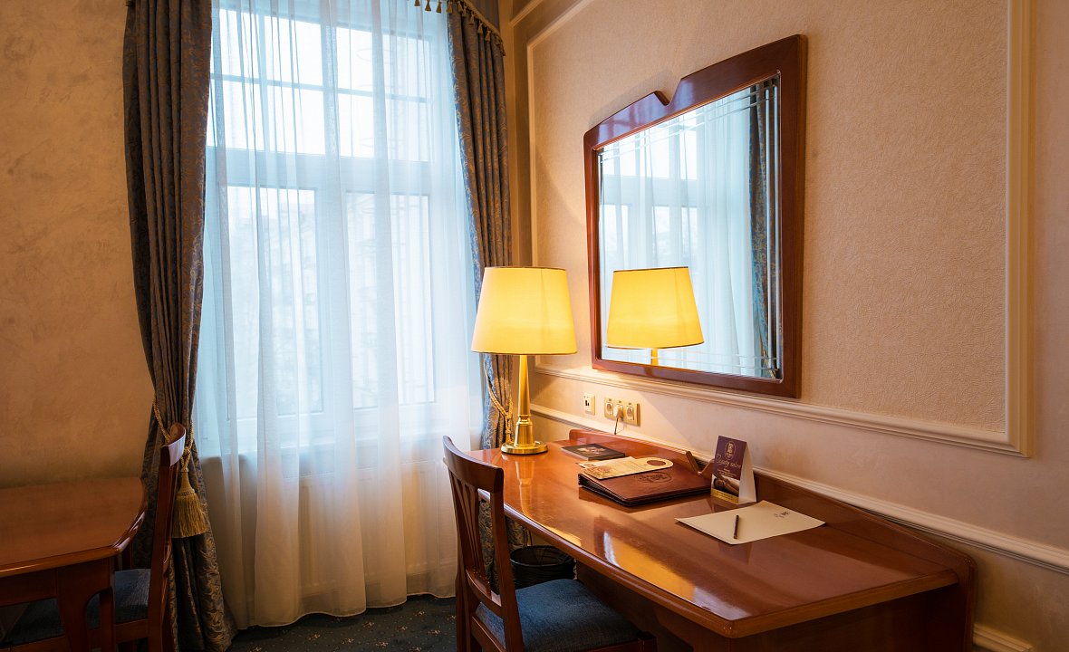 Twin room 3