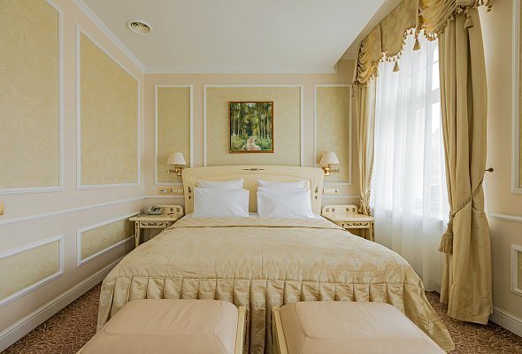 Двухкомнатные номера «Business Suite»